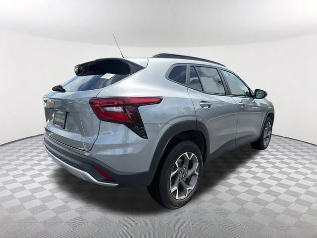 Used 2024 Sterling Gray Metallic Chevrolet LT image 5