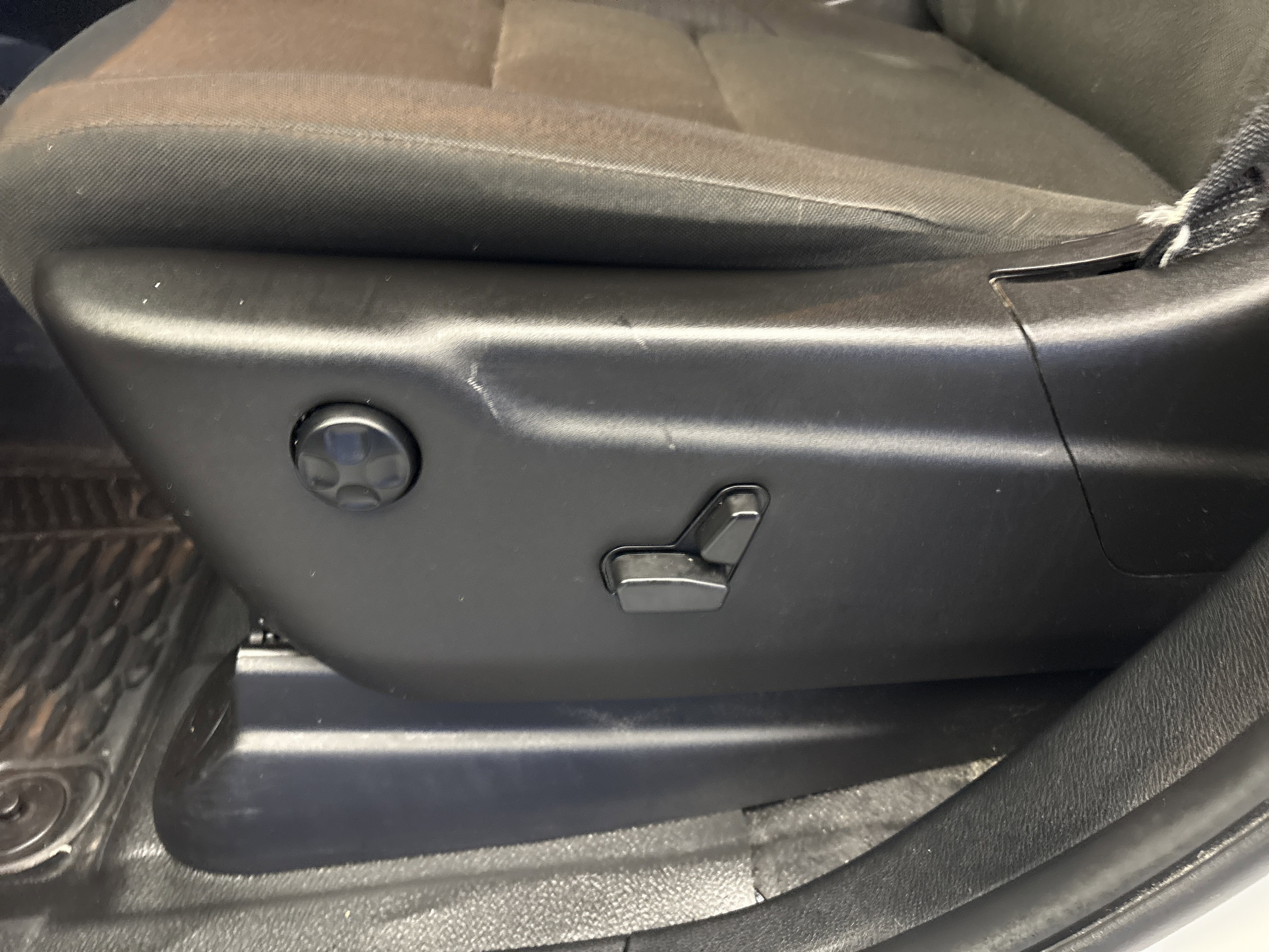 Used 2023 White Knuckle Clearcoat Dodge Pursuit image 13