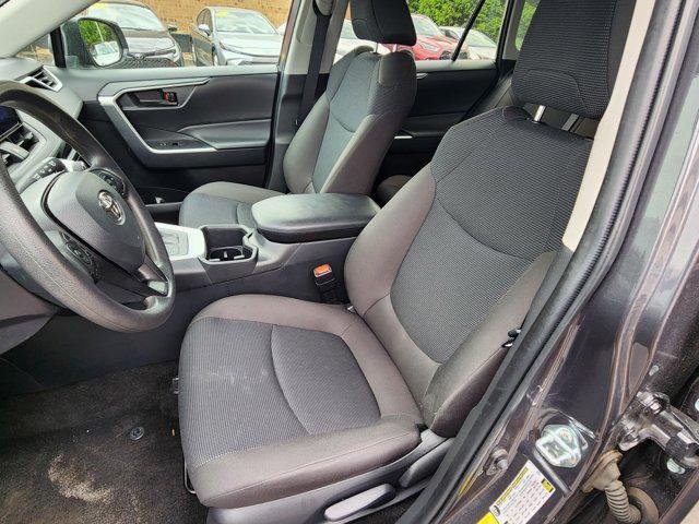 Certified Used 2025 MAGNETIC GRAY MET. Toyota  image 19