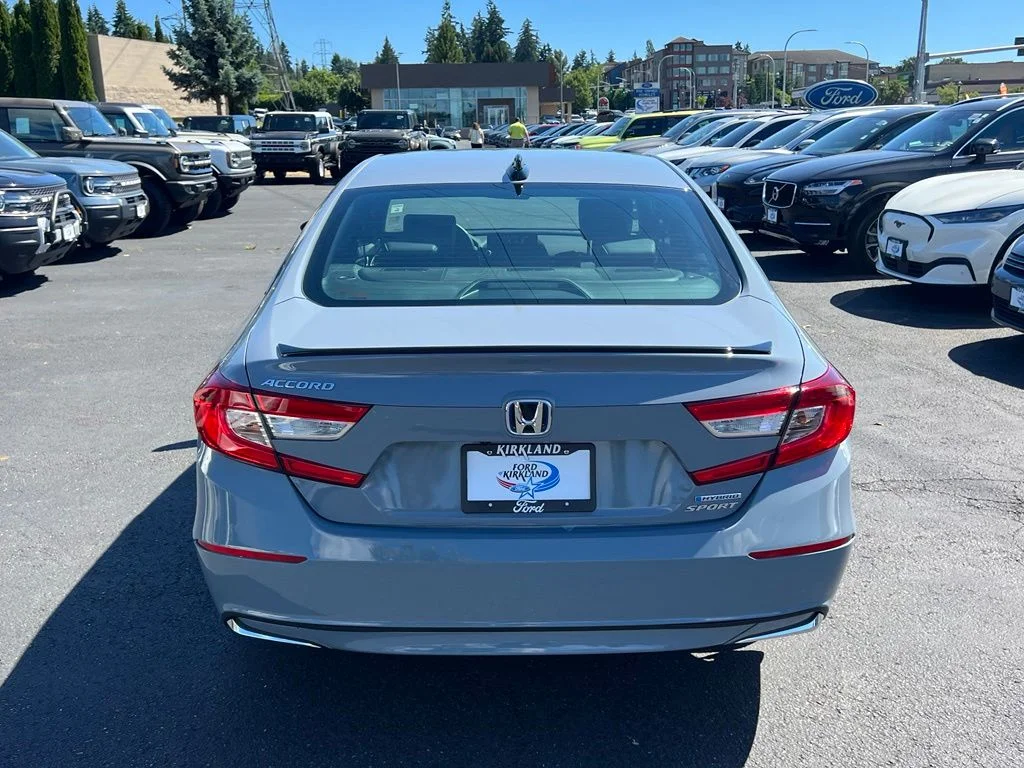 Used 2022 Sonic Gray Pearl Honda Sport image 8