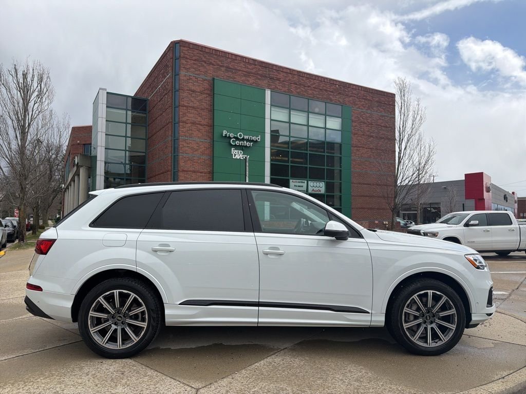 Used 2023 White Audi 45 Premium Plus image 4