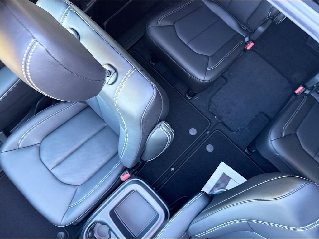 2026 Chrysler Pacifica Select - Photo 24