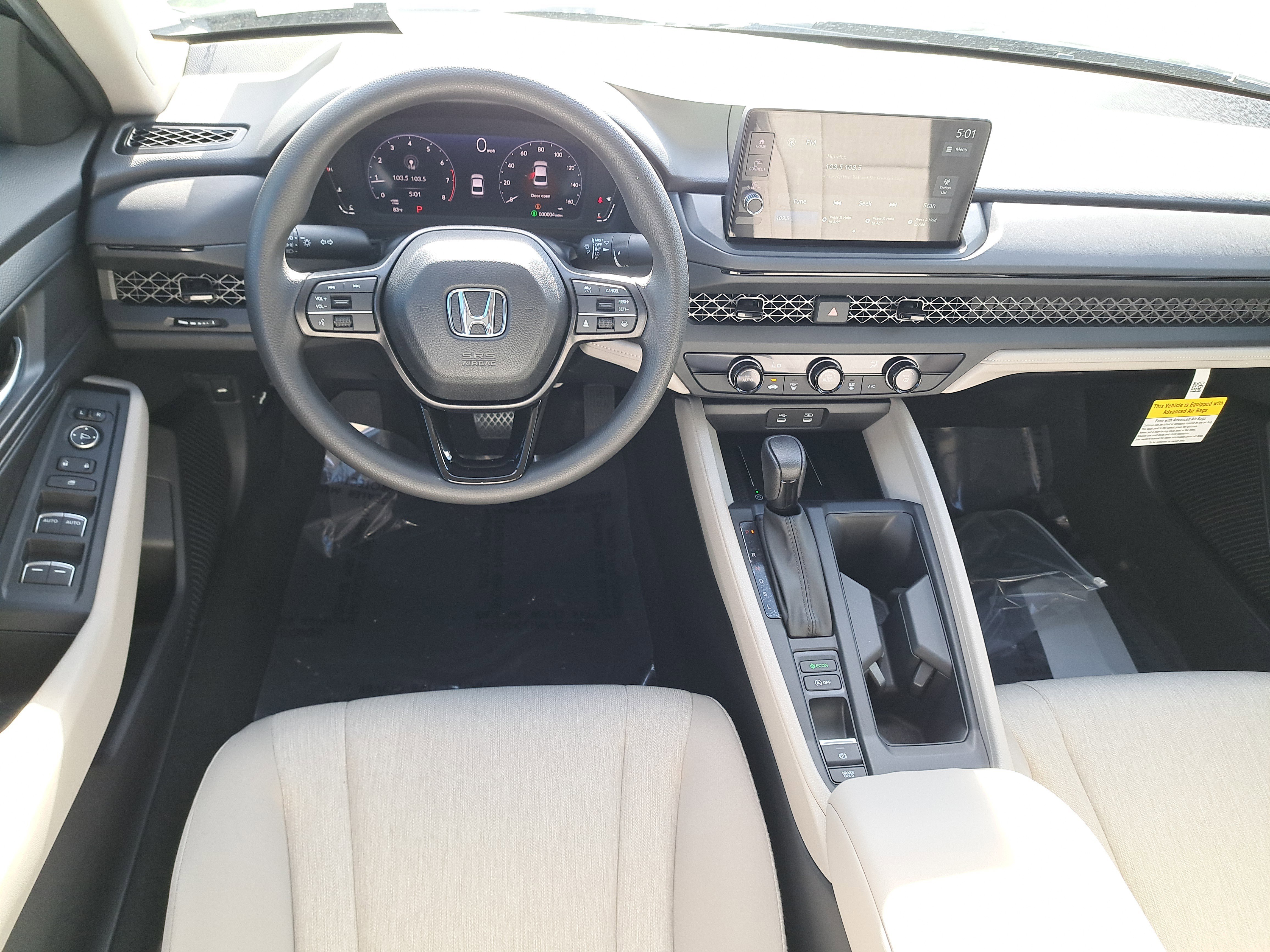 New 2026 Platinum White Pearl Honda LX image 15