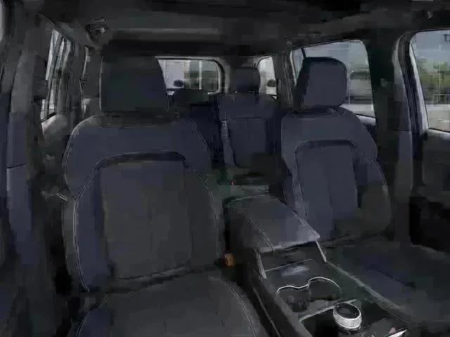 New 2025 Velvet Red Pearl-Coat Exterior Paint Jeep Laredo X image 34