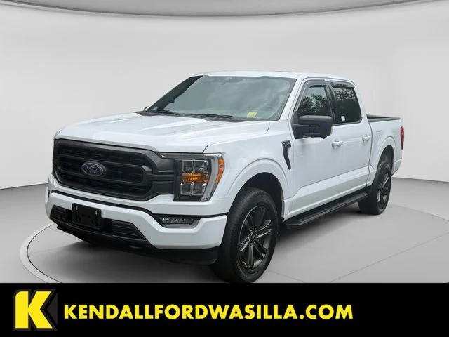 Used 2022 Oxford White Ford XLT image 1