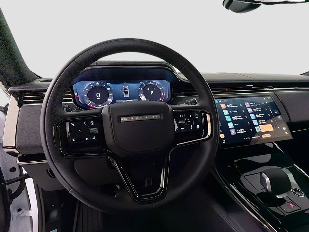 New 2026 Fuji White Land Rover Dynamic SE image 11