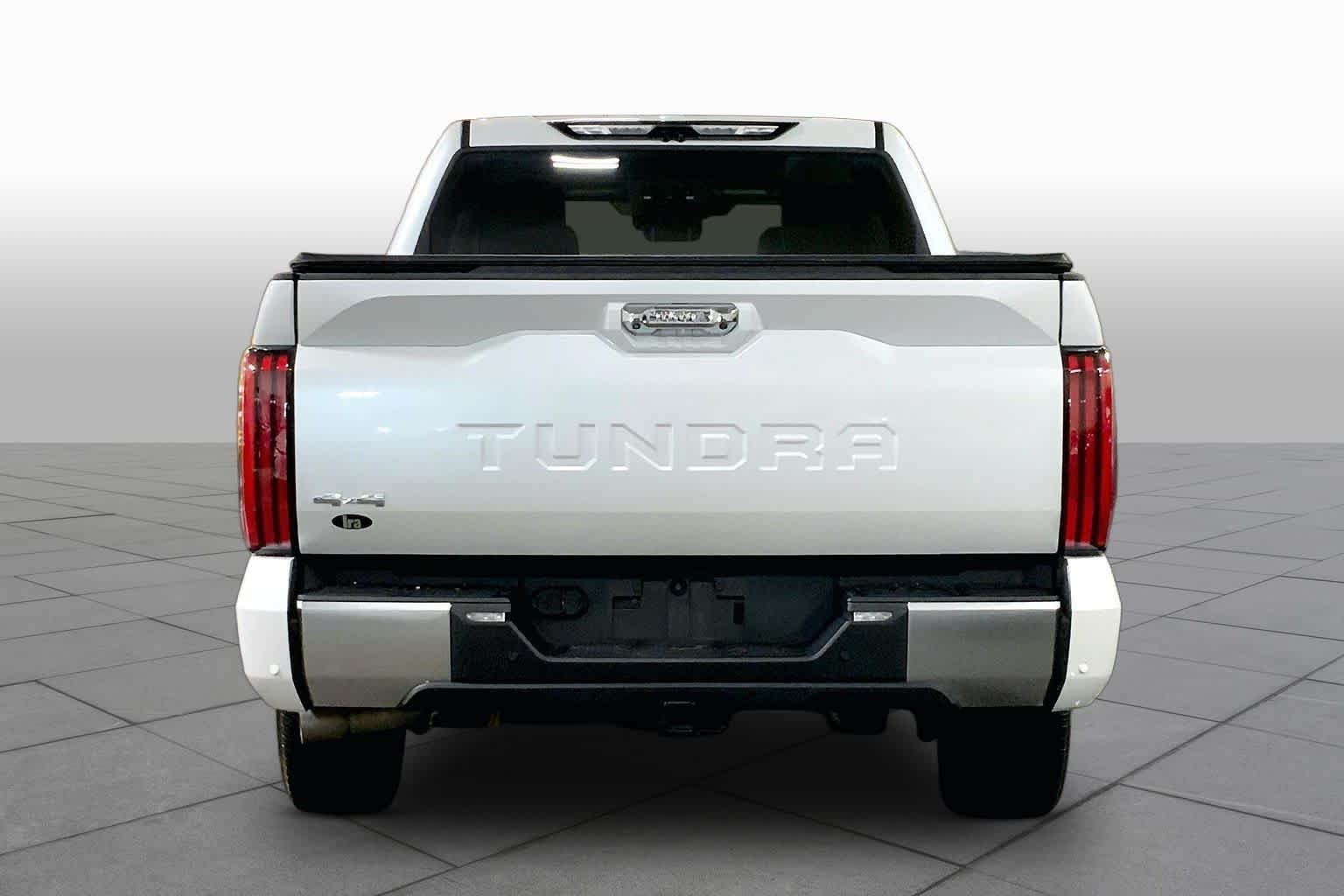Used 2024 Wind Chill Pearl Toyota Limited image 5