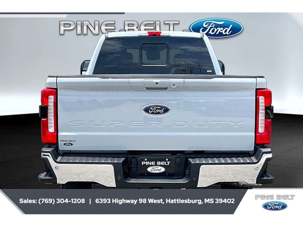 New 2026 Avalanche Ford F-250® XLT image 4