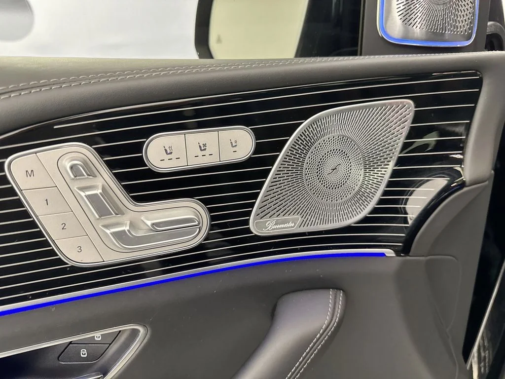 Used 2021 Black Mercedes-Benz Maybach GLS 600 image 19