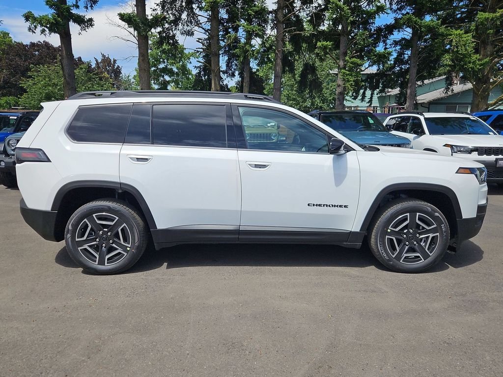 New 2026 Bright White Clear-Coat Exterior Paint Jeep Limited image 8