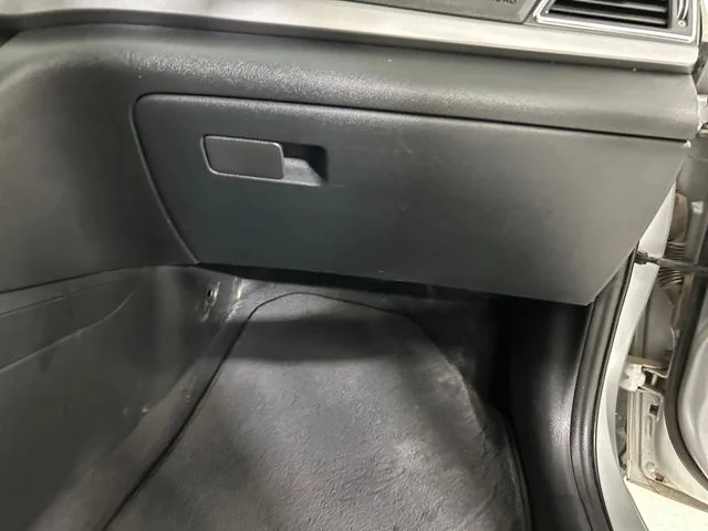 Used 2018 Silver Hyundai SEL image 24