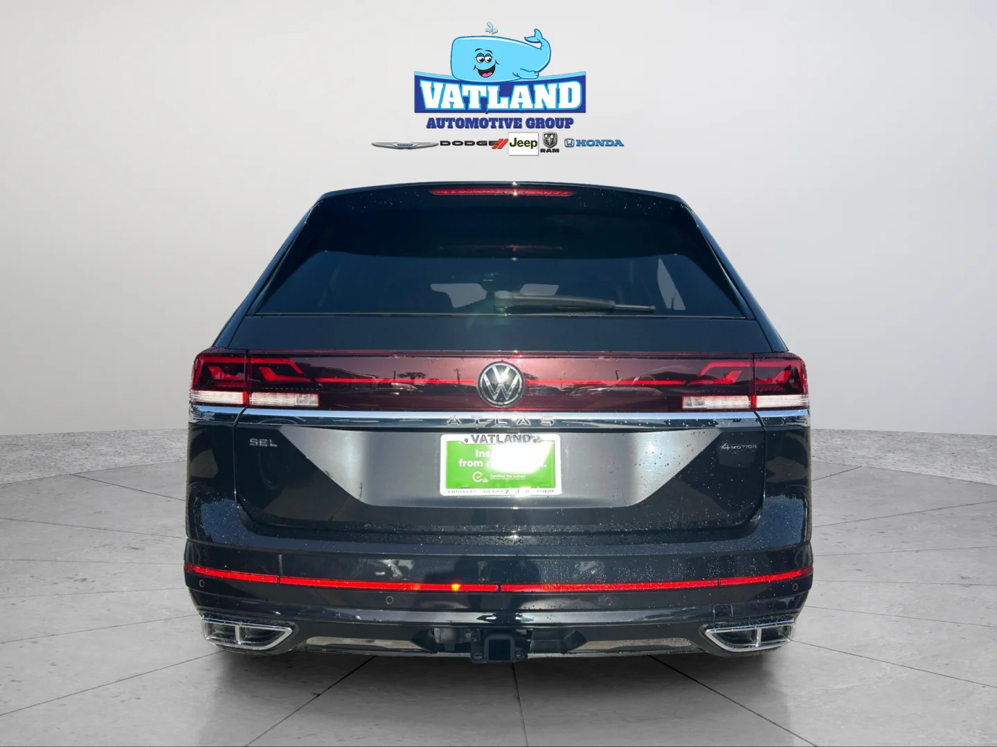 Used 2024 Deep Black Pearl Volkswagen 2.0T SEL Premium R-Line image 4