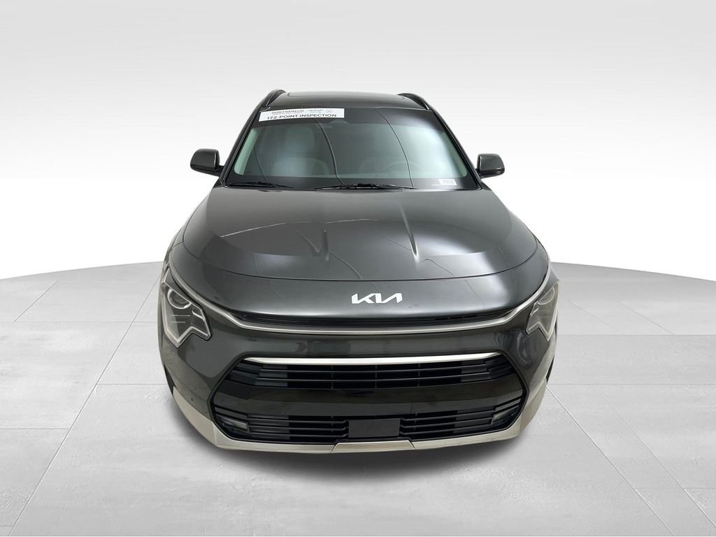 Used 2025 Gray Kia EX Touring image 8