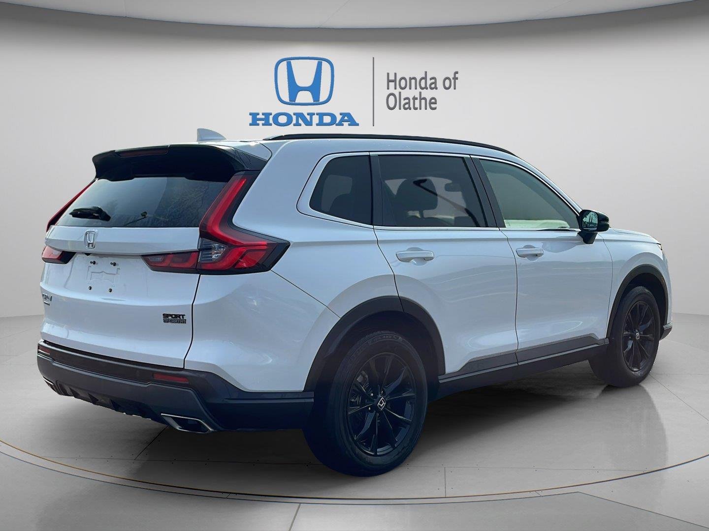 Certified Used 2025 Platinum White Pearl Honda Sport-L image 3