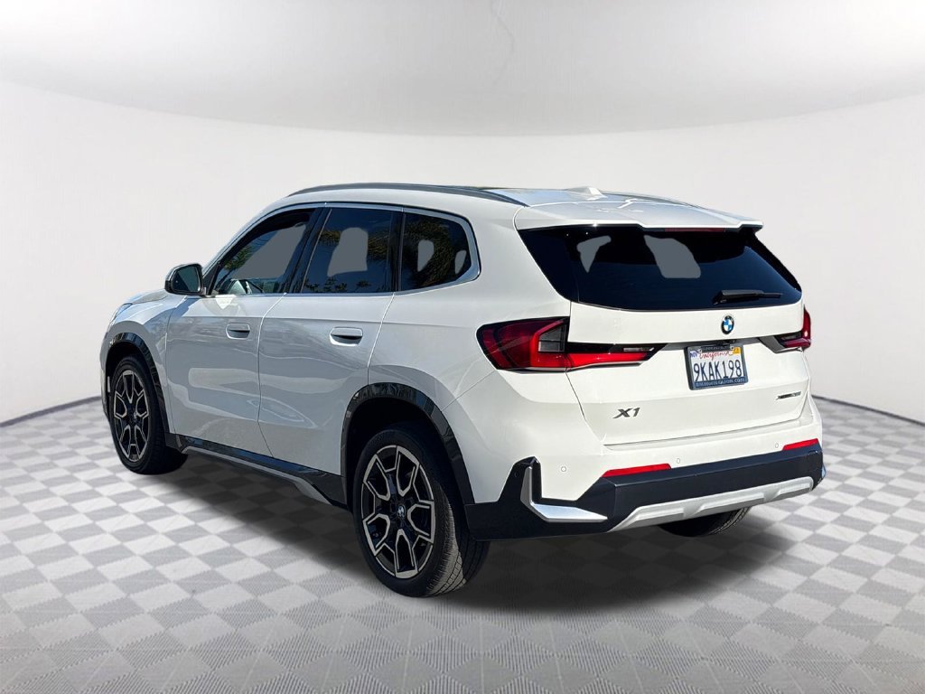 Used 2023 Alpine White BMW xDrive28i image 4