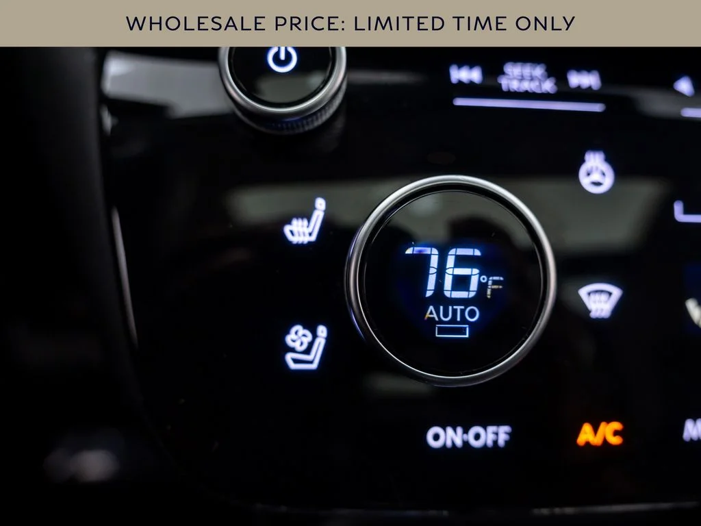 Used 2023 Silver INFINITI Sensory image 30