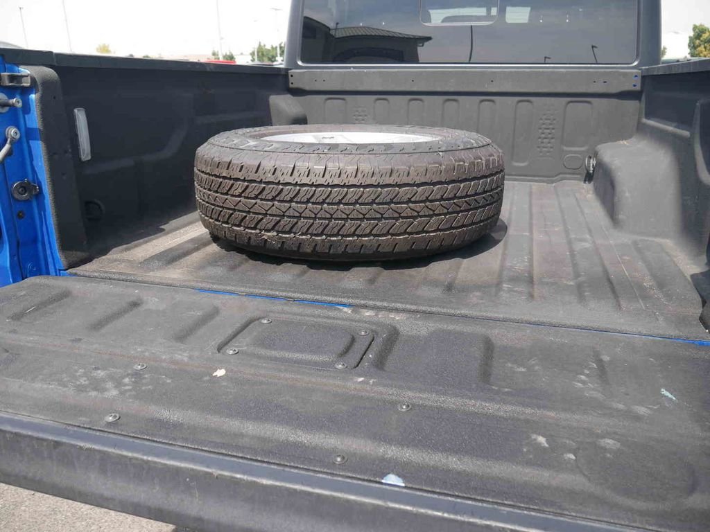 Used 2022 Blue Jeep Mojave image 10