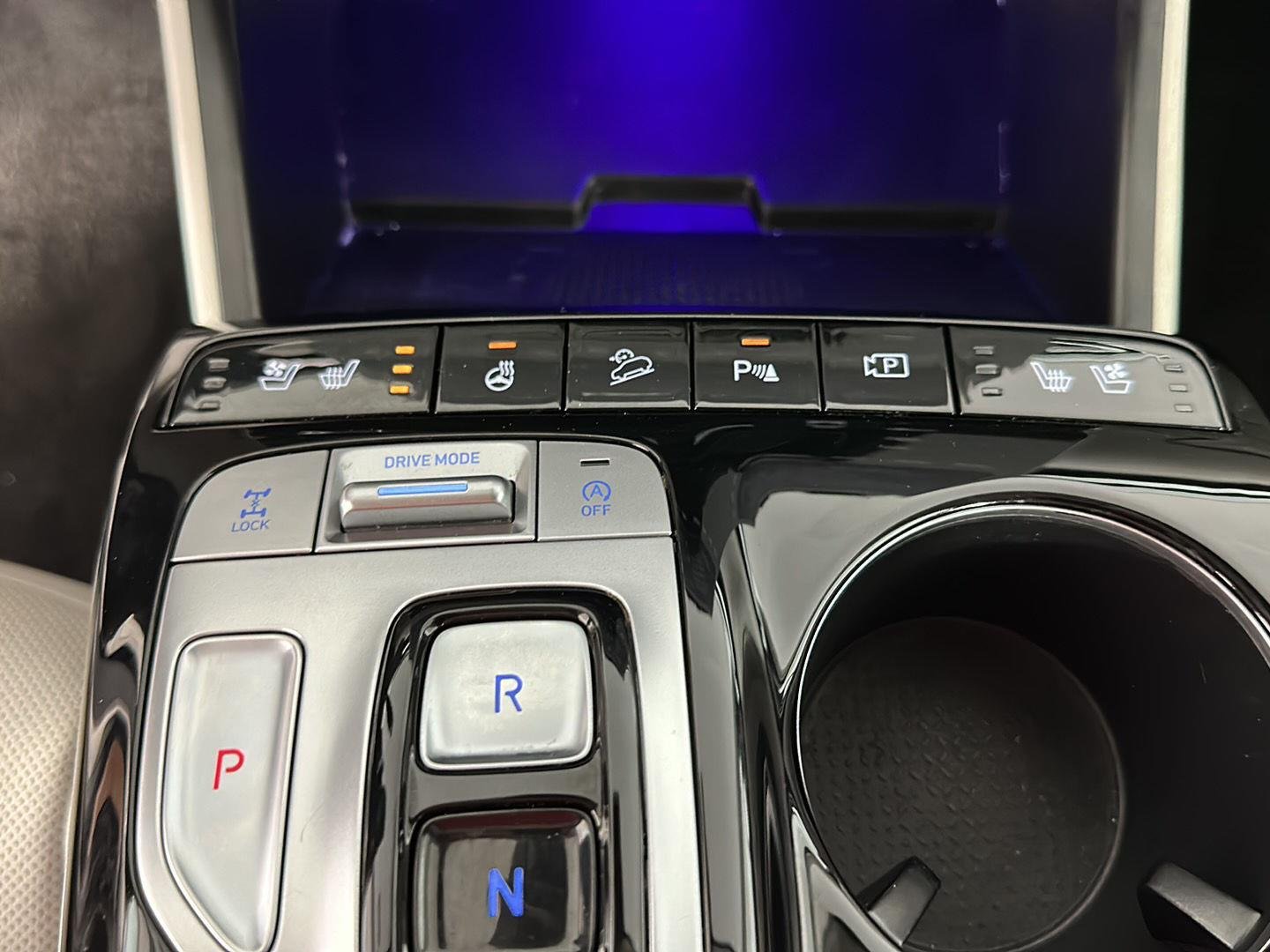 Used 2023 Portofino Gray Hyundai Limited image 11