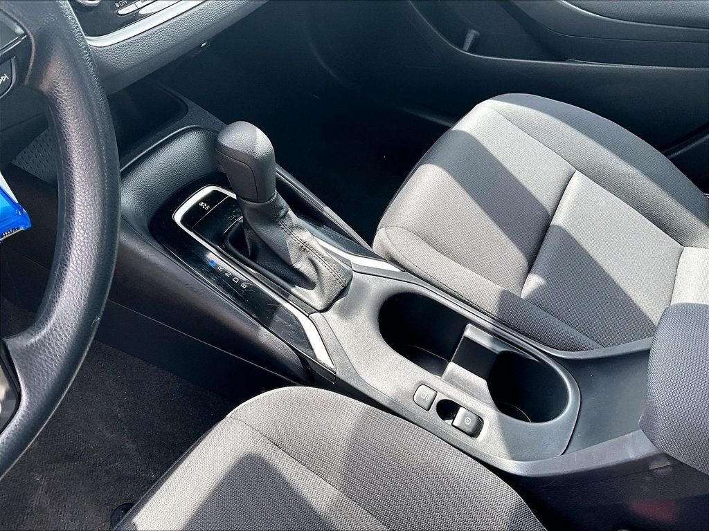 Used 2024 White Toyota LE image 20