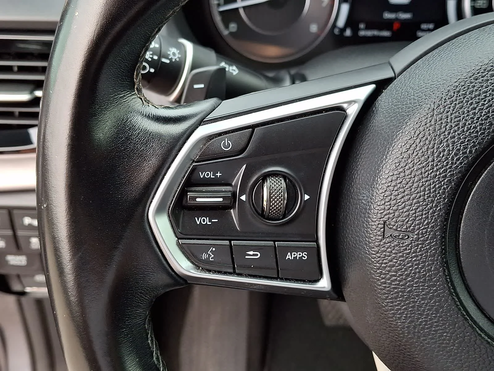 Used 2020 Modern Steel Metallic Acura w/Technology Pkg image 24