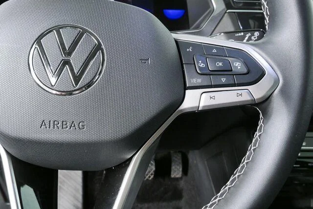 Certified Used 2024 Platinum Gray Metallic Volkswagen SE image 10