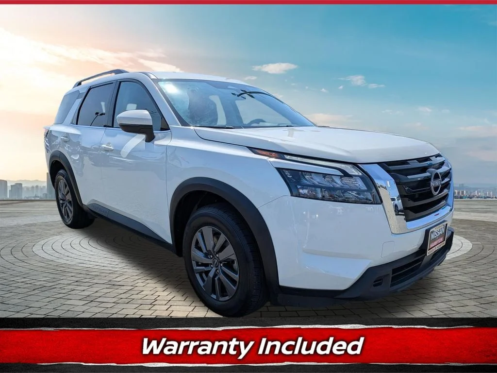 Certified Used 2024 Glacier White Nissan SV image 1