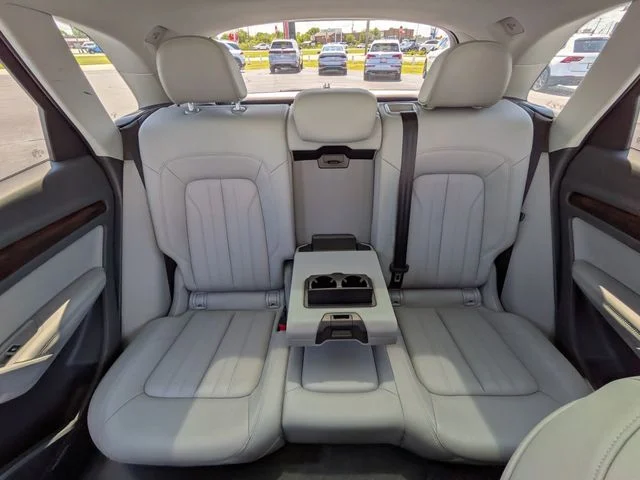 Used 2020 Silver Audi 45 Premium Plus image 21
