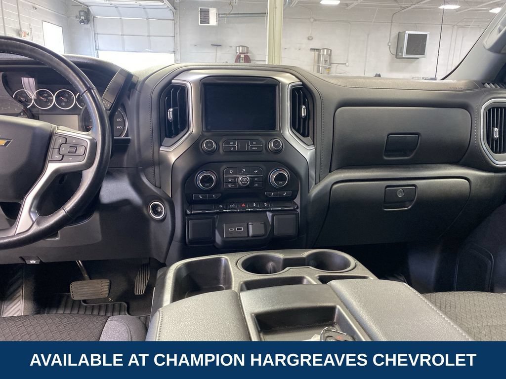 Used 2022 Black Chevrolet LT image 27