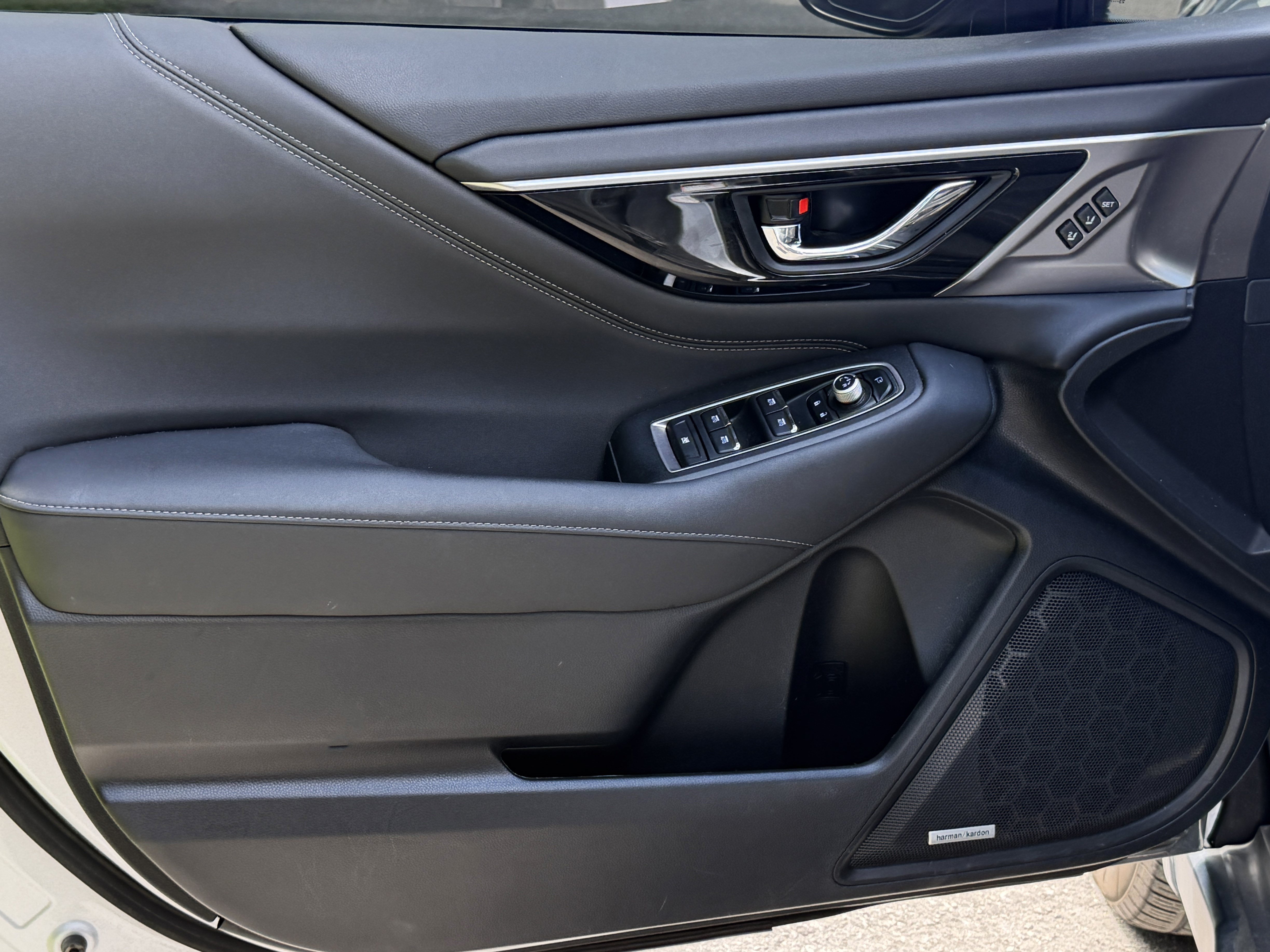 Used 2024  Subaru Touring XT image 4
