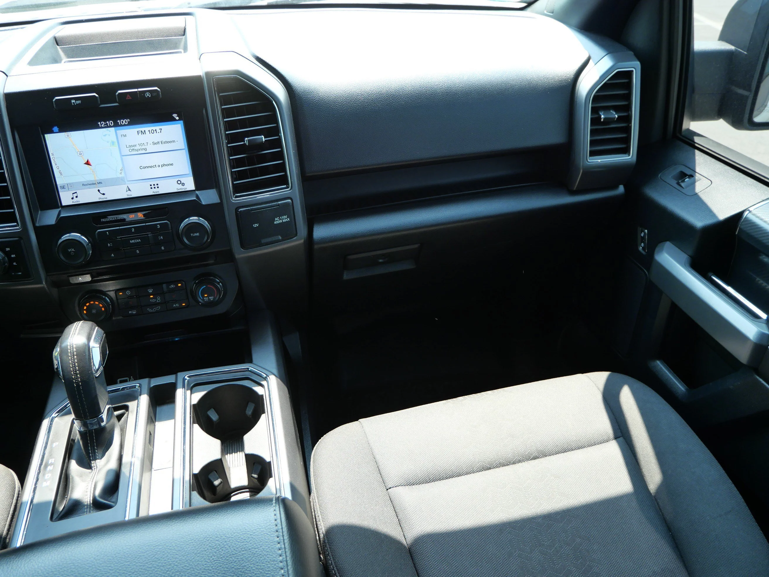 Used 2018 Ingot Silver Metallic Ford XLT image 11