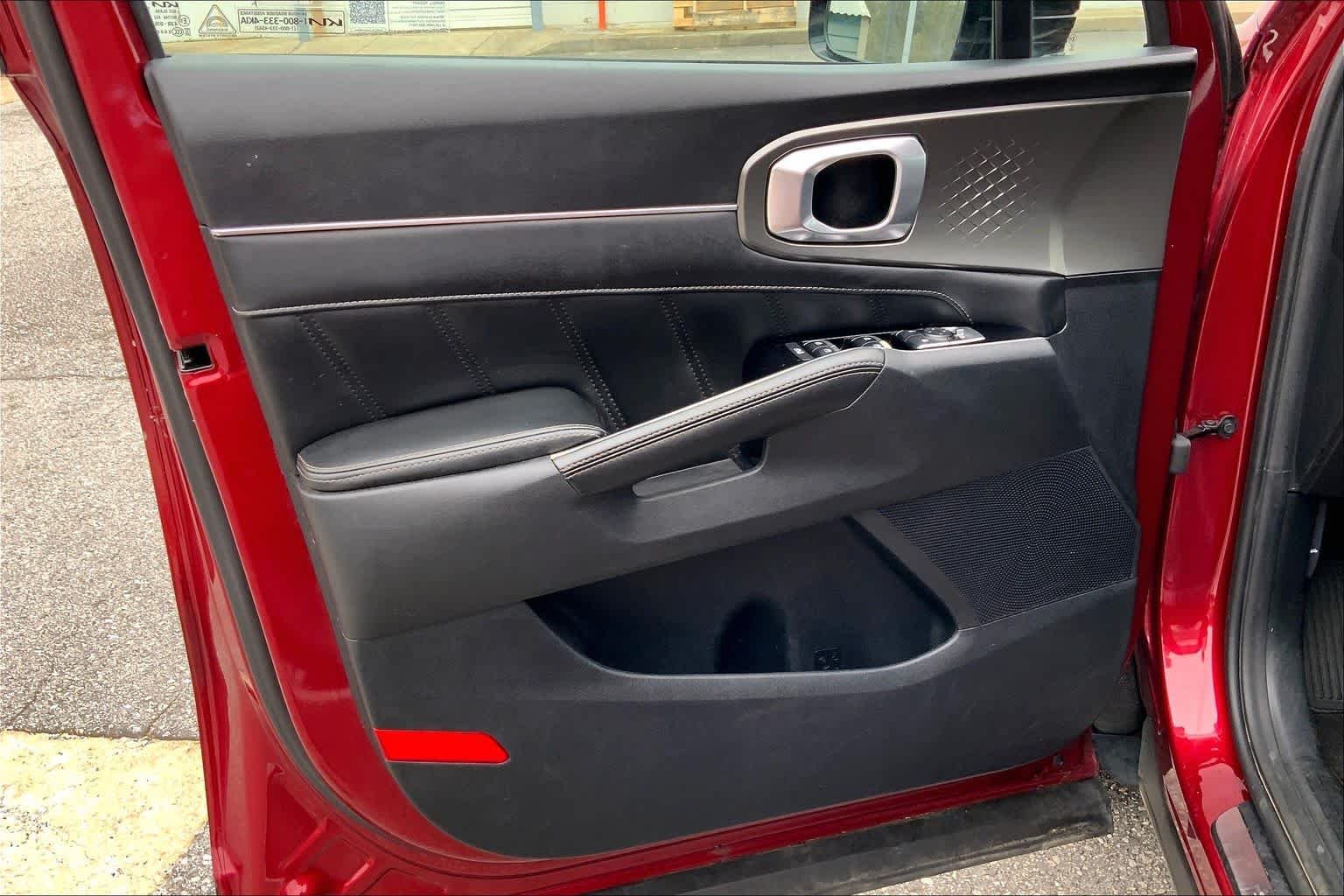 2022 Kia Sorento SX - Photo 21