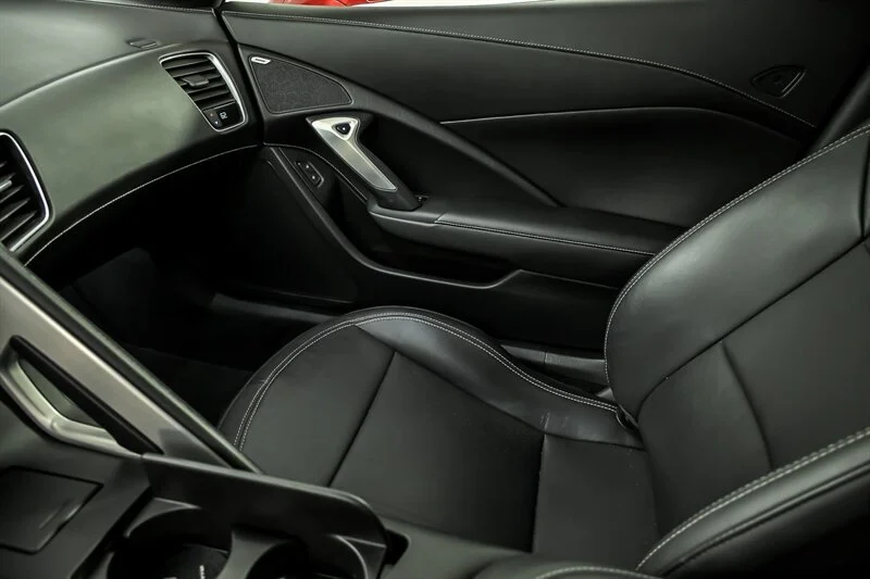 Used 2015 Crystal Red Tintcoat Chevrolet Stingray image 28