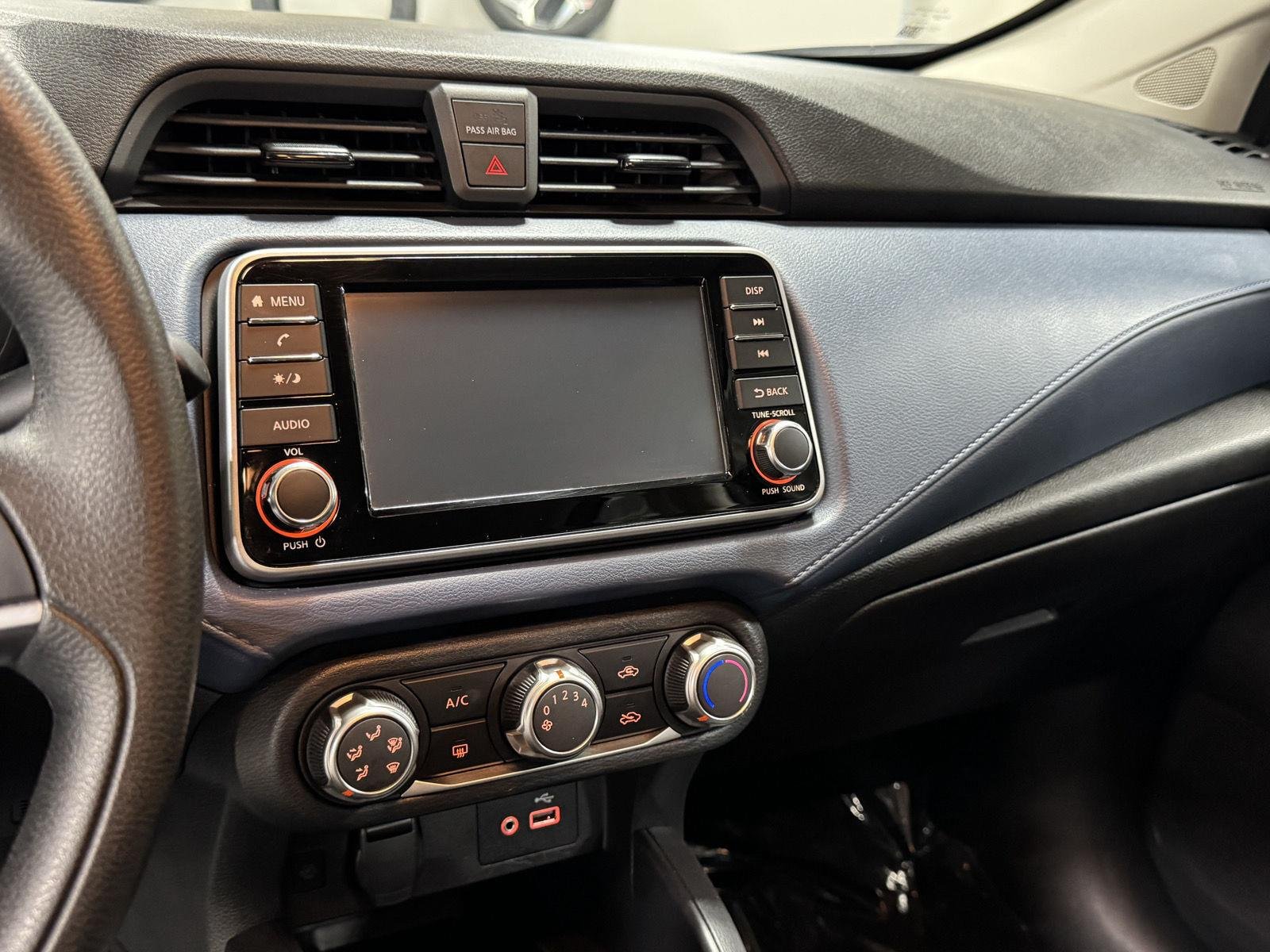 2025 Nissan Versa Sedan SV - Photo 29