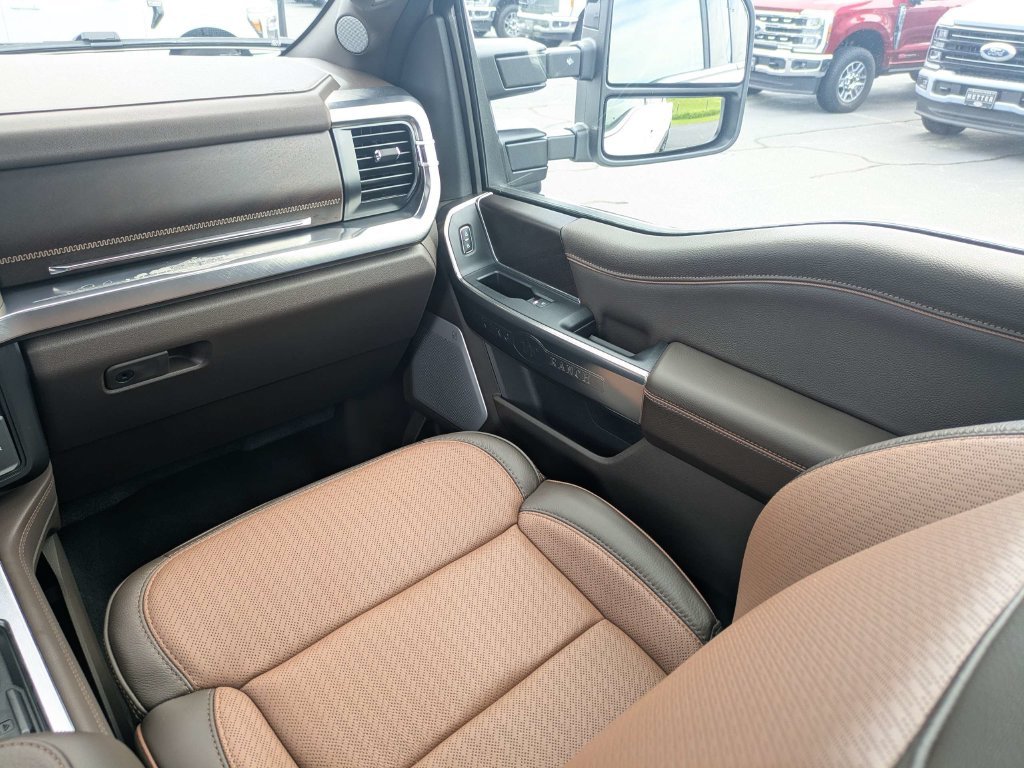 New 2026 Star White Metallic Tri-Coat Ford F-250® King Ranch® image 40