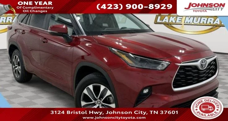 2023 Toyota Highlander XLE FWD's photo