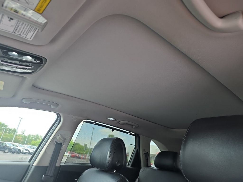 Used 2016 Silver Kia SX image 23