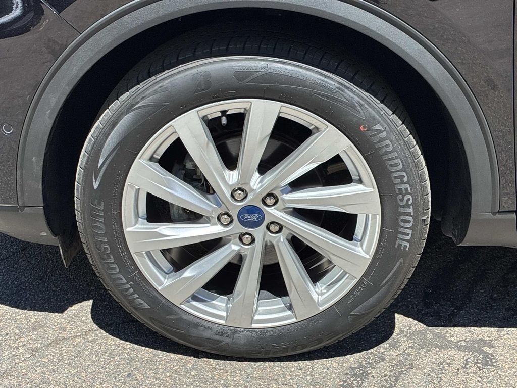 Used 2022 Black Ford Titanium image 20