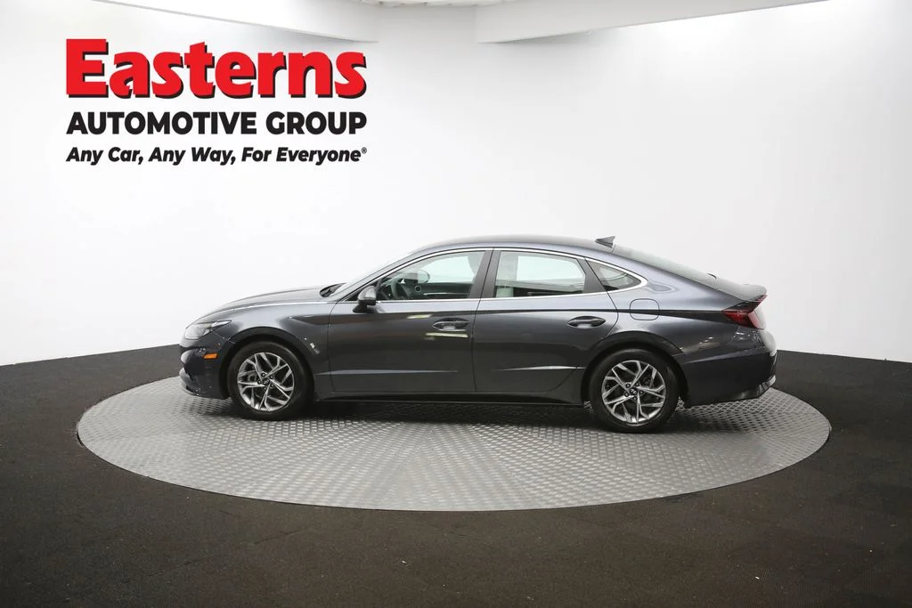 Used 2023 Gray Hyundai SEL image 58