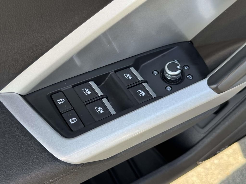 Used 2022 Gray Audi Premium Plus image 27