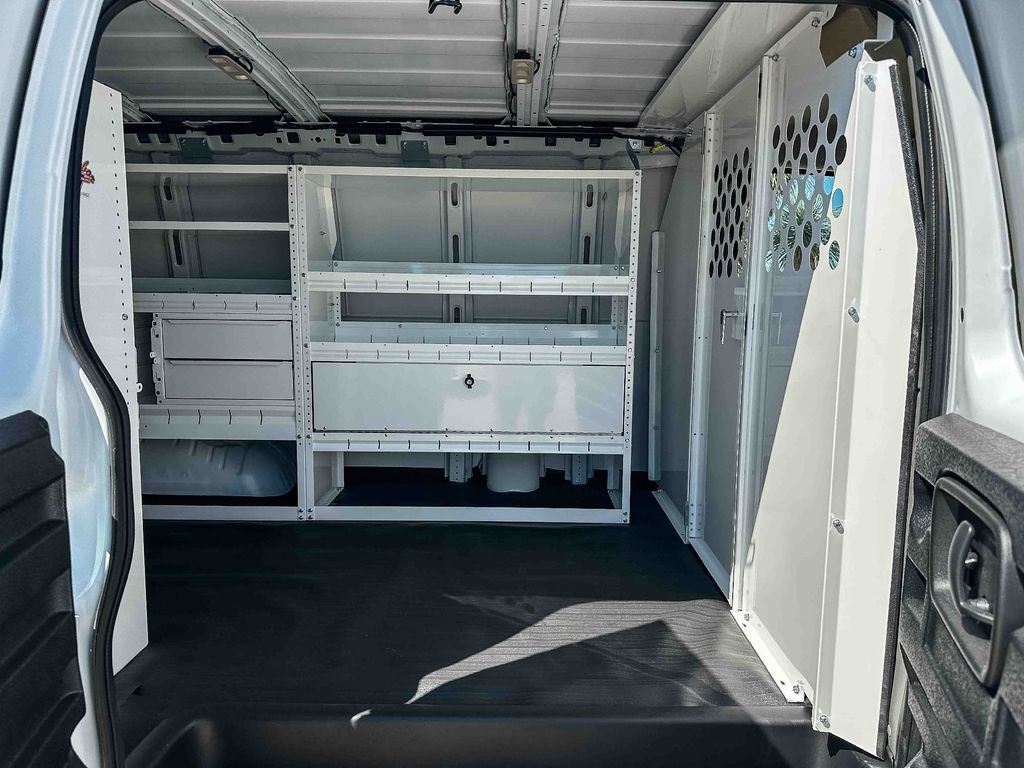 2025 Chevrolet Express Cargo Work Van - Photo 11
