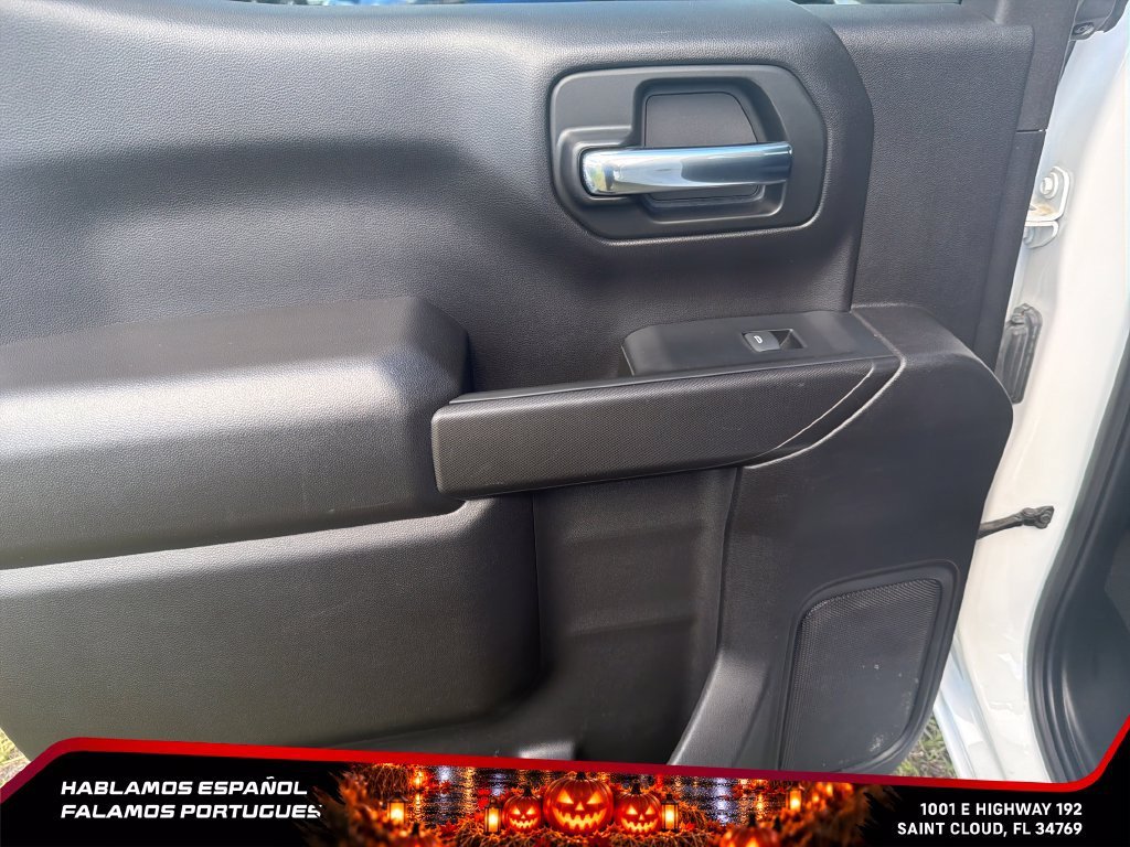Used 2024 Summit White Chevrolet Custom image 21