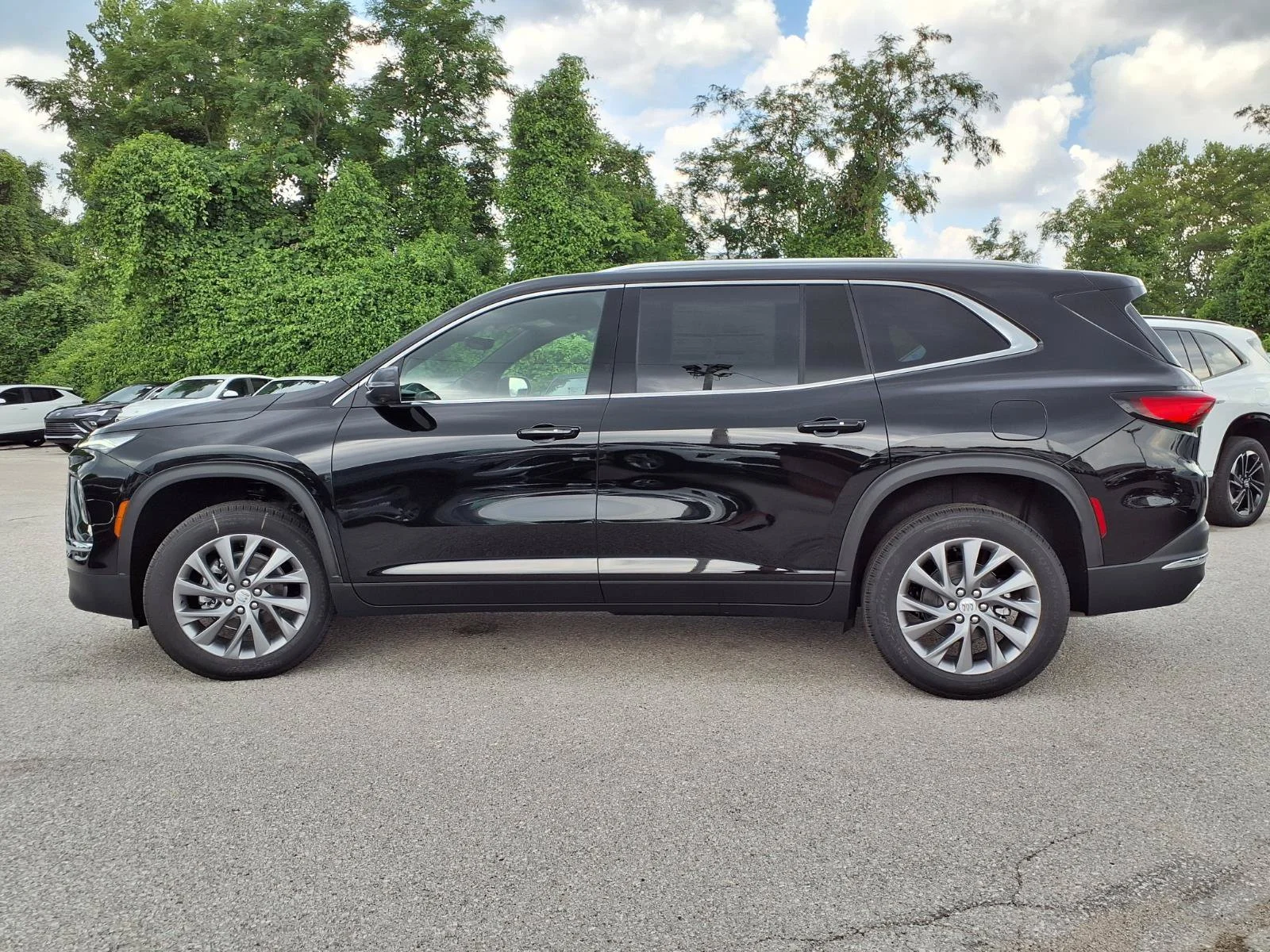 2026 Buick Enclave Preferred - Photo 23