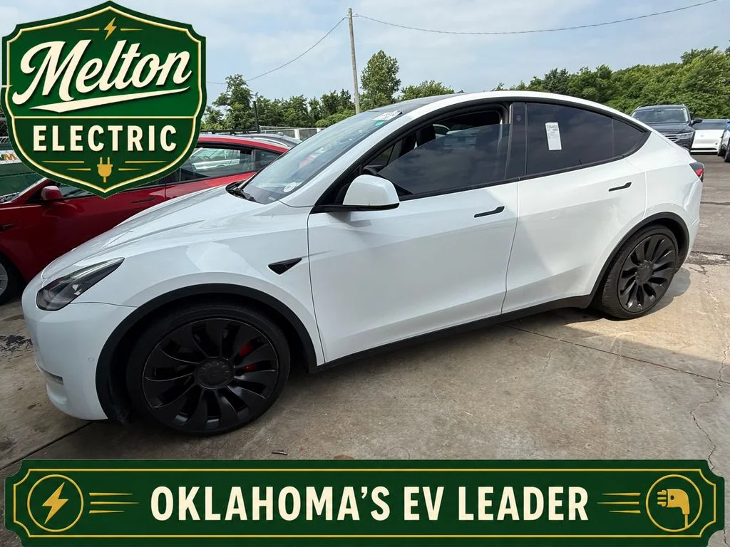 Used 2022 White Tesla Performance image 1