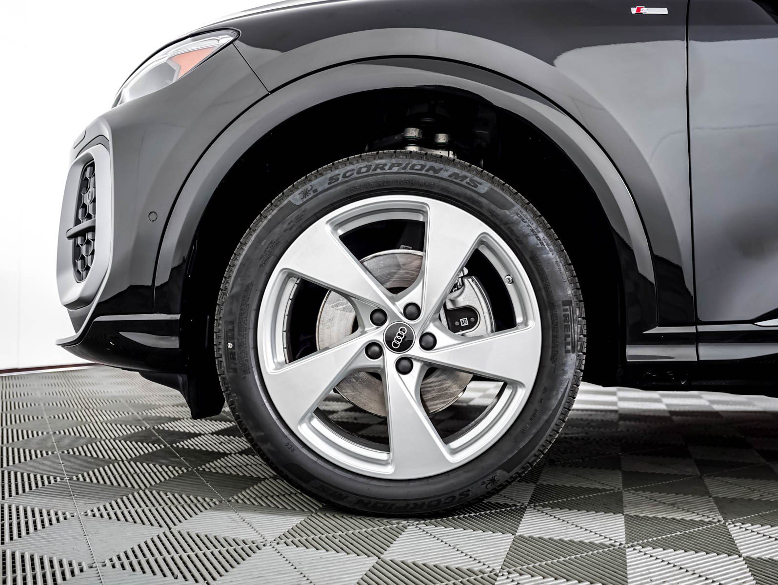 Used 2025 Mythos Black Metallic Audi Premium Plus image 6