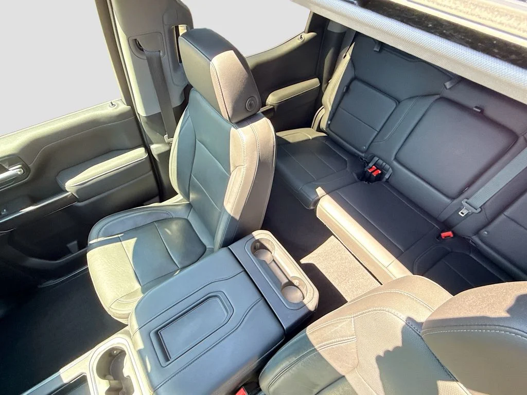 Used 2019 Shadow Gray Metallic Chevrolet LTZ image 21