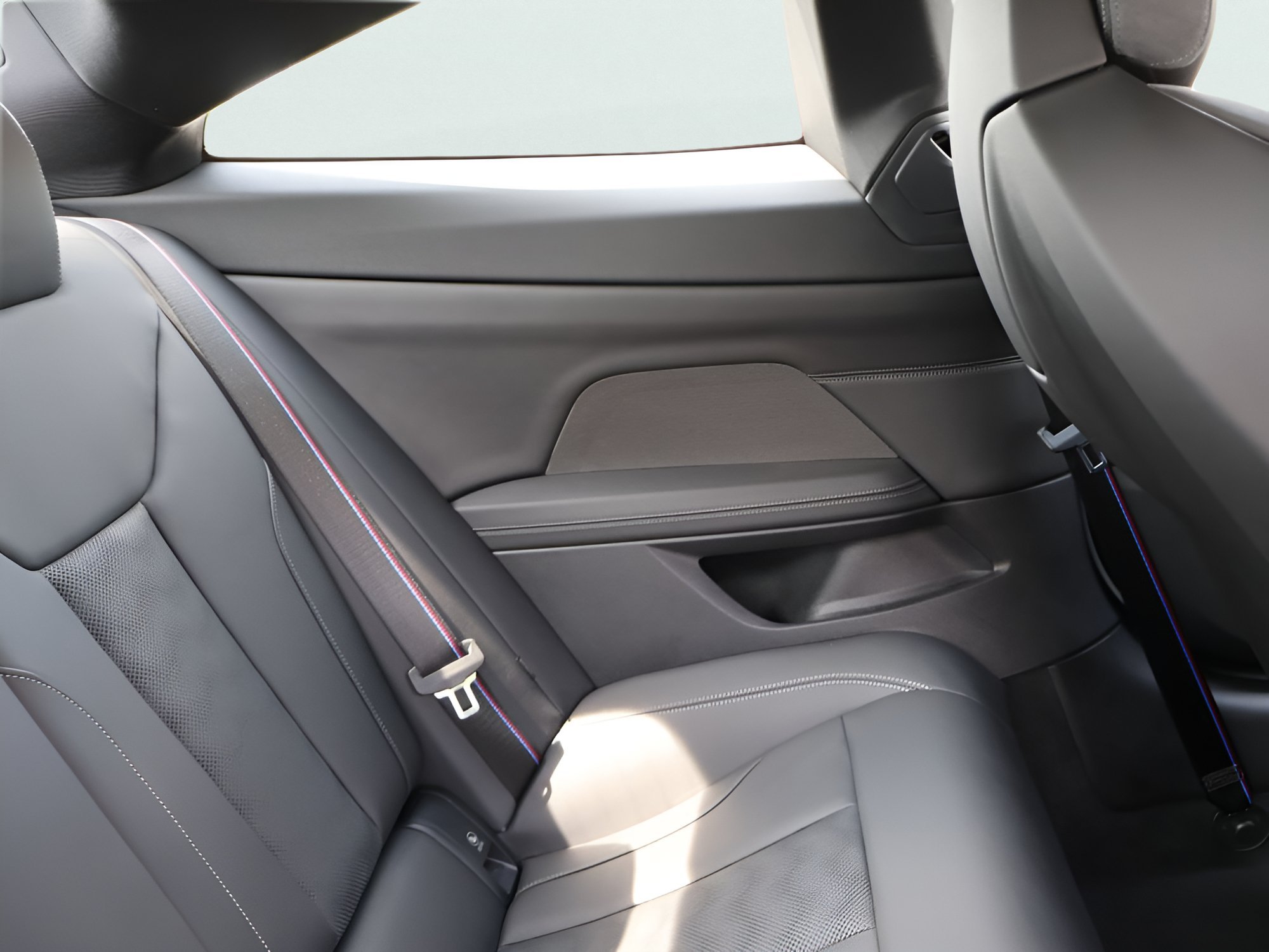 Used 2026 Brooklyn Gray Metallic BMW Competition image 11
