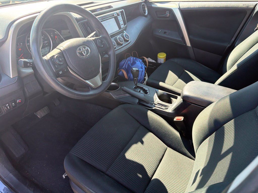 Used 2014 Blue Toyota LE image 4