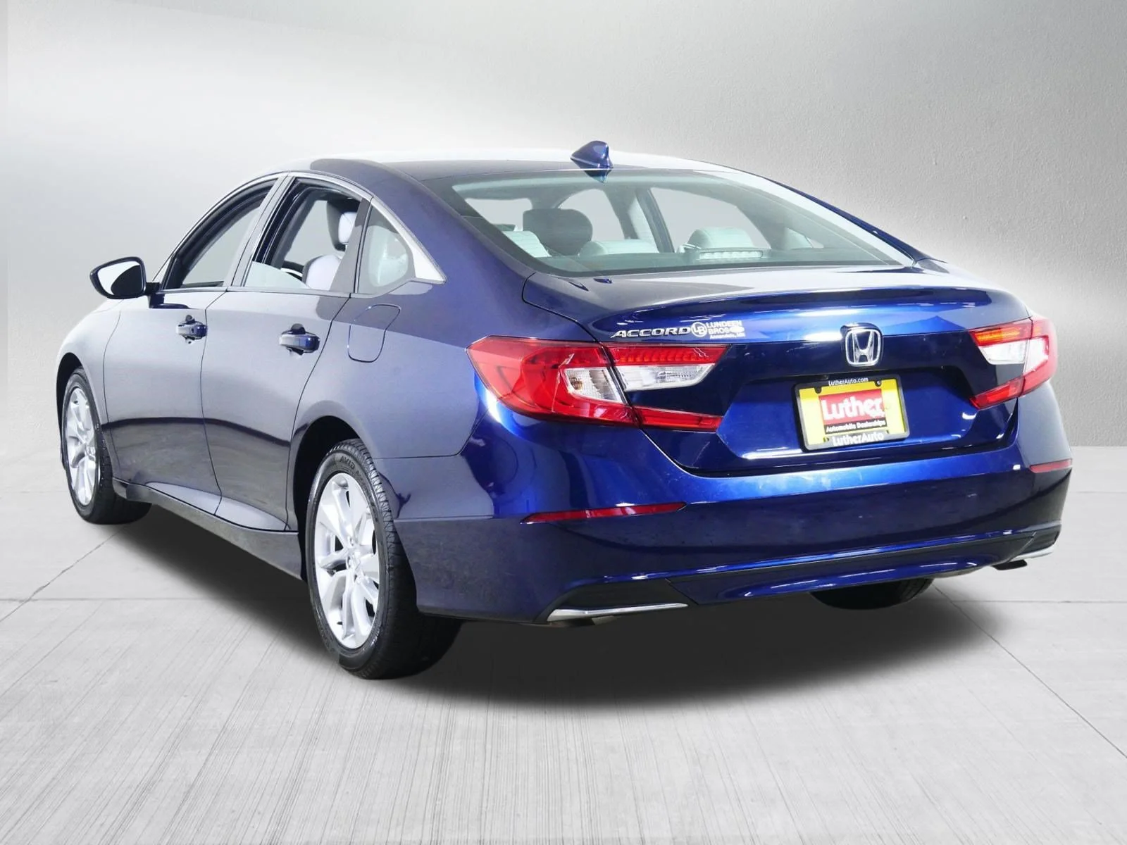 Used 2019 Obsidian Blue Pearl Honda LX 1.5T image 5