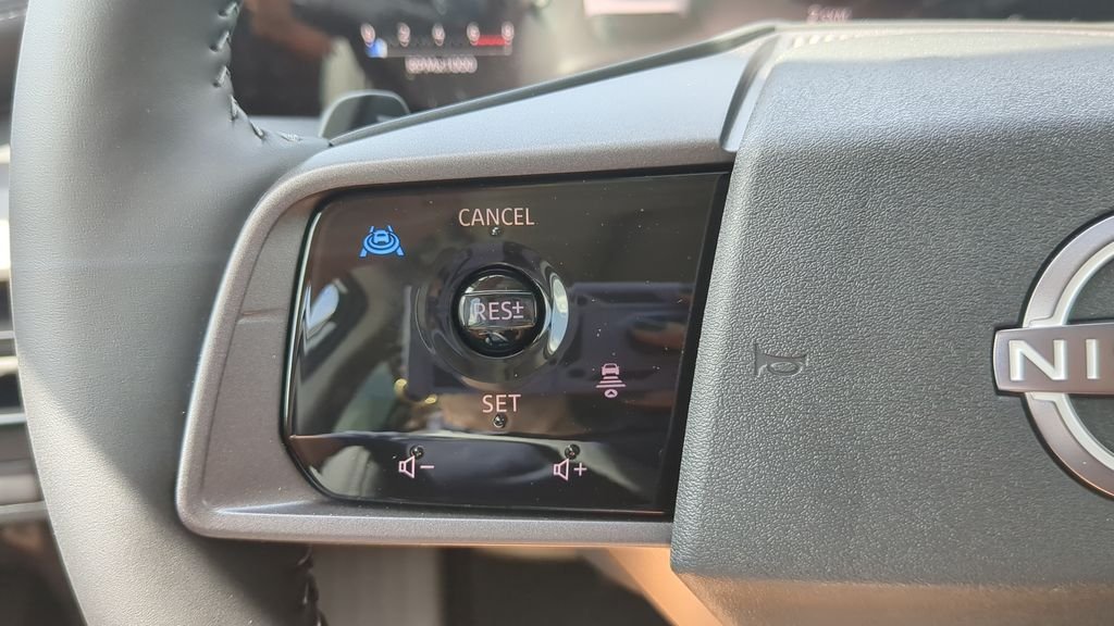 New 2026 Everest White Pearl TriCoat Nissan Platinum image 27