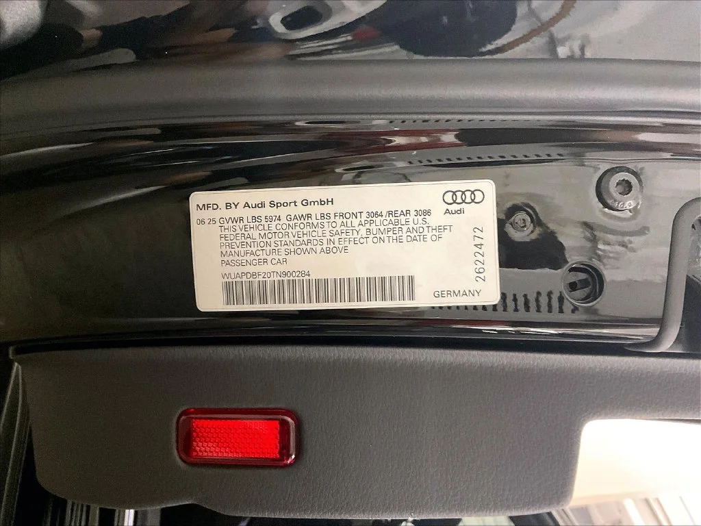 Used 2026 Black Audi 4.0T image 39